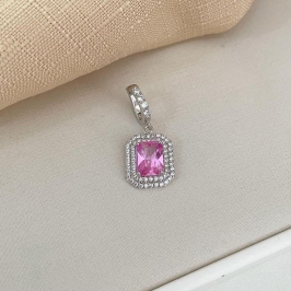 PG PT PEDRA CRAVEJADA