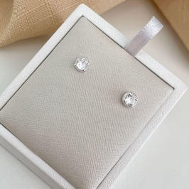 BR PT PEDRA CRISTAL CRAVEJADA