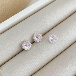 CONJ PT EM PEDRA CRAVEJADA