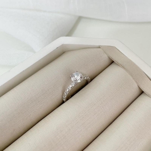 ANEL PT SOLITÁRIO CRISTAL 6MM CRAV