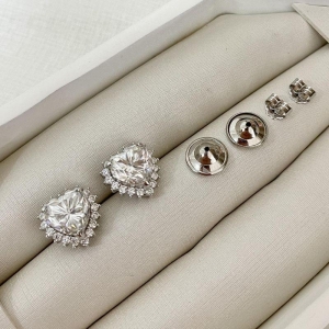 BR PT CORAÇÃO CRAVEJADO 10 MM NITA