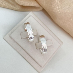 ALIANÇA PT C/2 FRISO LISA