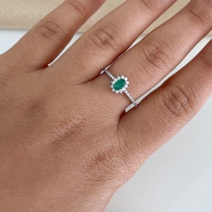 ANEL PT PEDRA VERDE CRAVEJADA 4MM