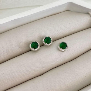 CONJ PT PEDRA CRAVEJADA