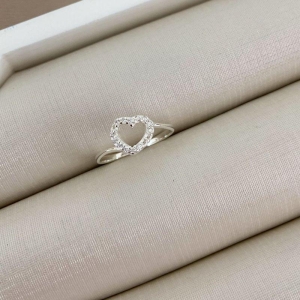 ANEL PT CORAÇAO CRAVEJADA