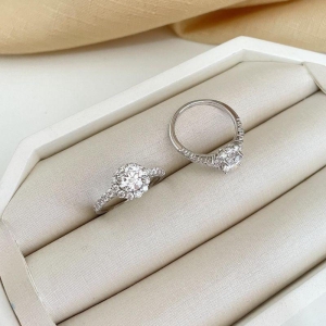 ANEL PT PEDRA CRISTAL CRAVEJADA 7MM NITE