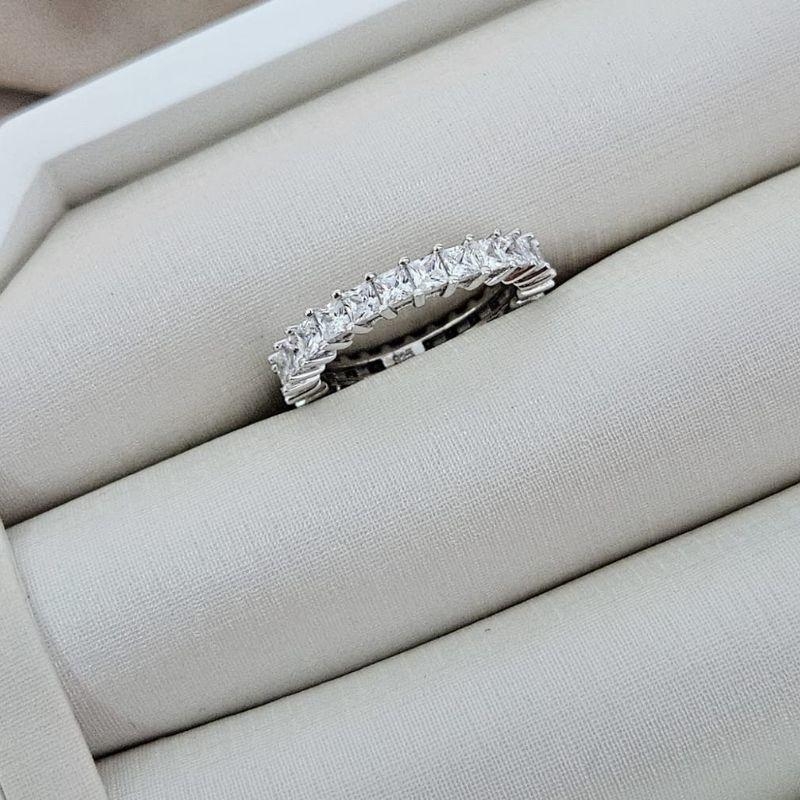 ANEL PT MEIA ALIANÇA EM PEDRAS