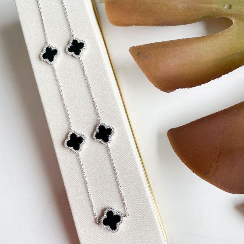 GARG PT VIRGINIA PRETA 40CM