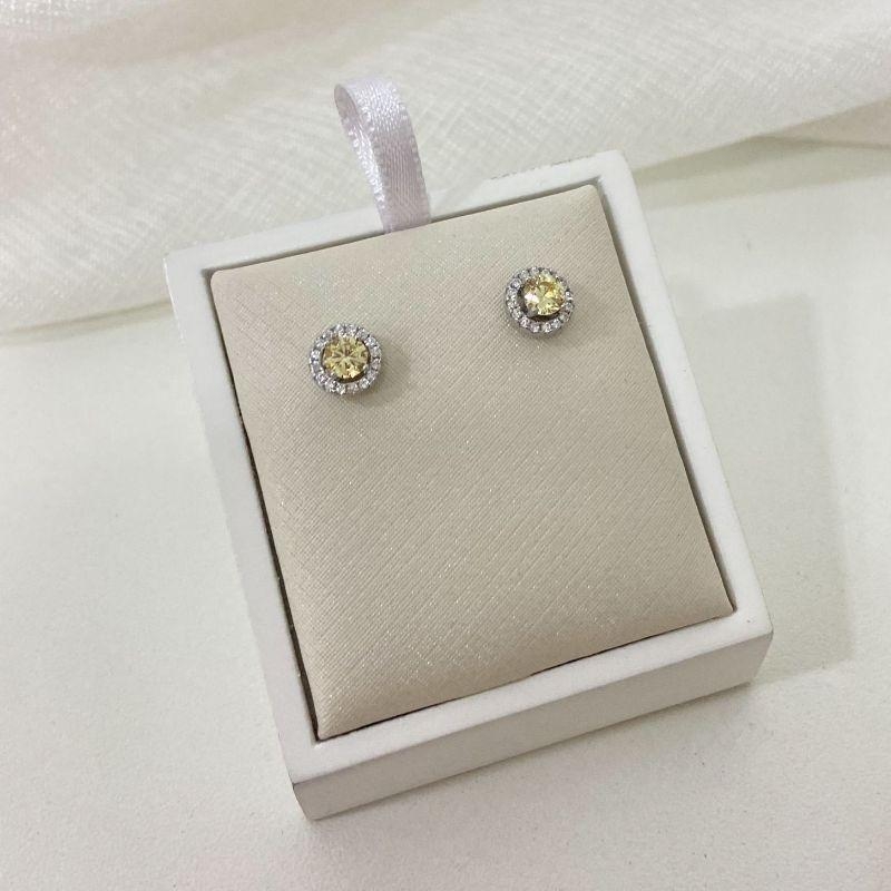 BR PT PEDRA AMARELA CRAVEJADA