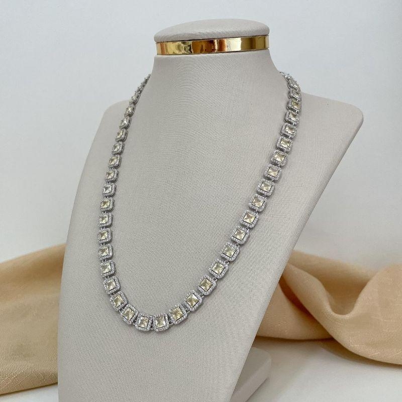 GARG PT EM PEDRAS CRAVEJADAS