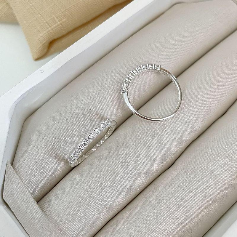 ANEL PT MEIA ALIANÇA 9P CRISTAL