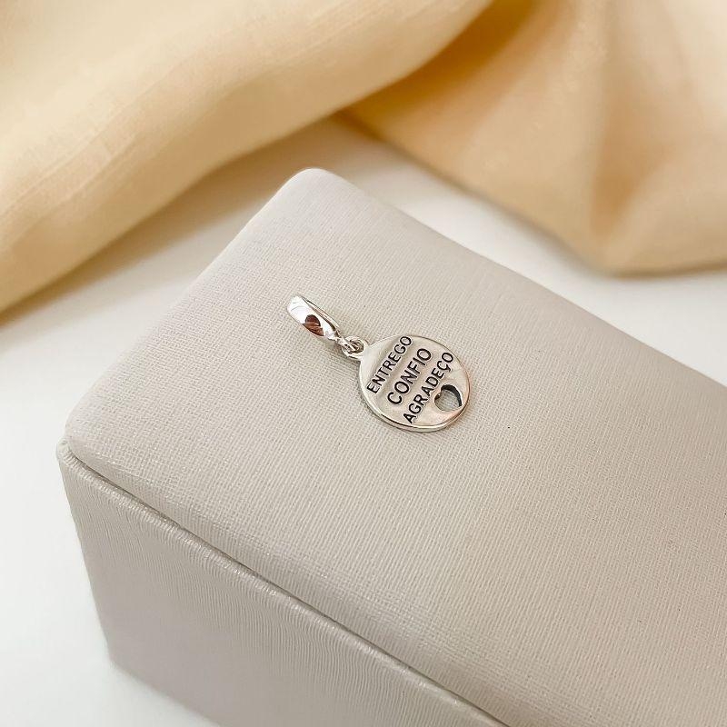 BERLOQUE PT ENTREGO/CONFIO/AGRADEÇO