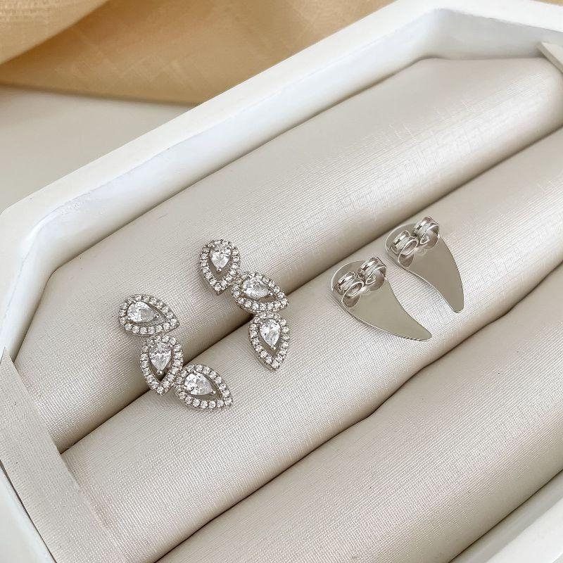 BR PT GOTA CRAVEJADO