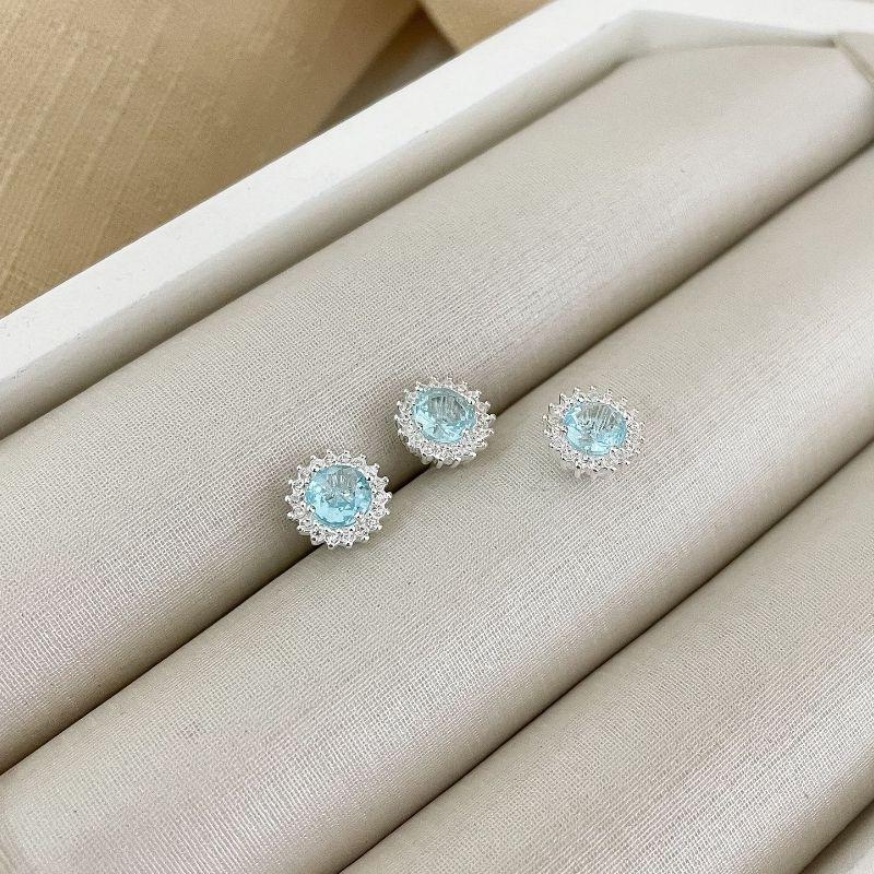 CONJ PT EM PEDRA CRAVEJADA