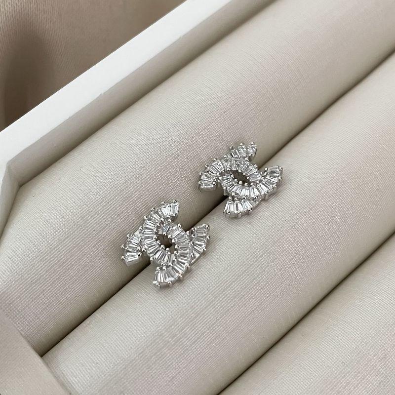 BR PT CHANEL EM PEDRAS