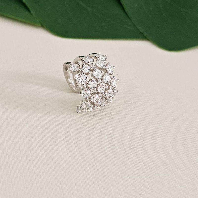 PIERCING PT CRAVEJADO