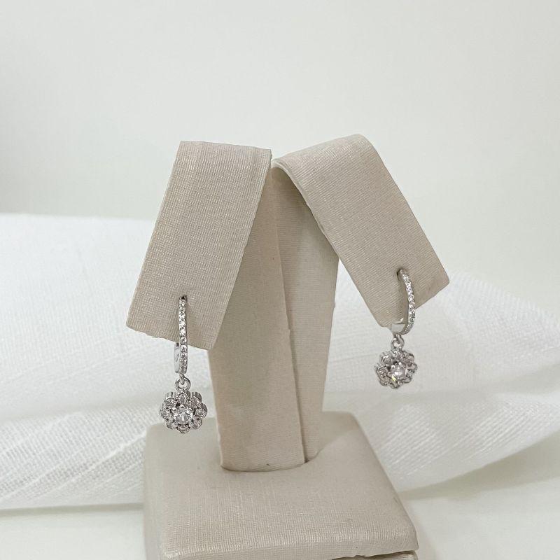 ARGOLA PT FLOR PEDRA CRAVEJADO