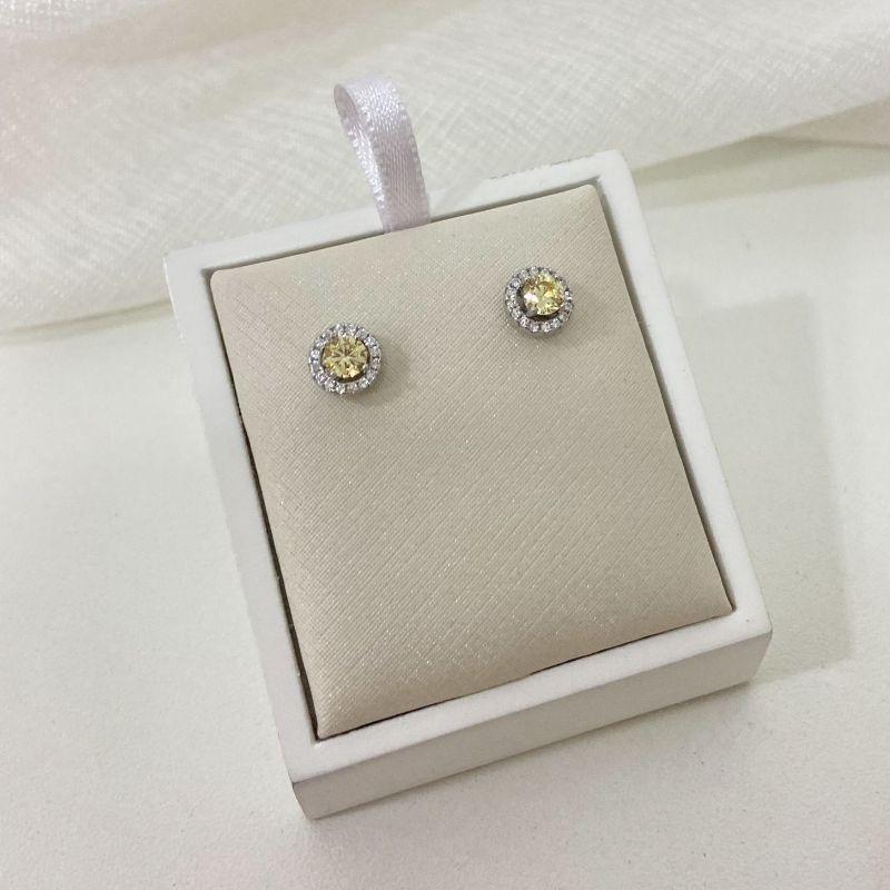 BR PT PEDRA AMARELA CRAVEJADA