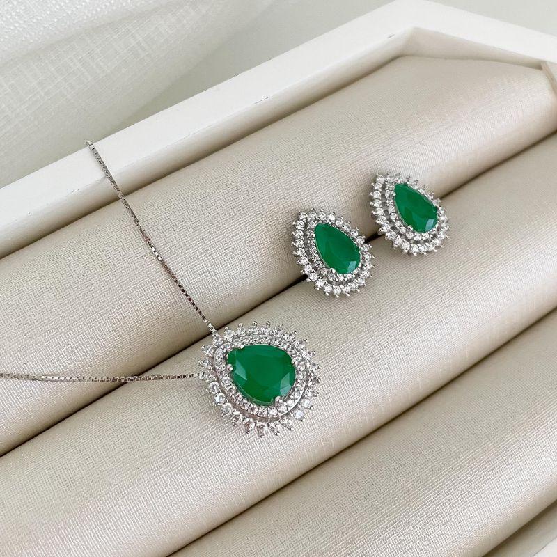 CONJ PT GOTA VERDE 2F CRAVEJADO 5/7MM