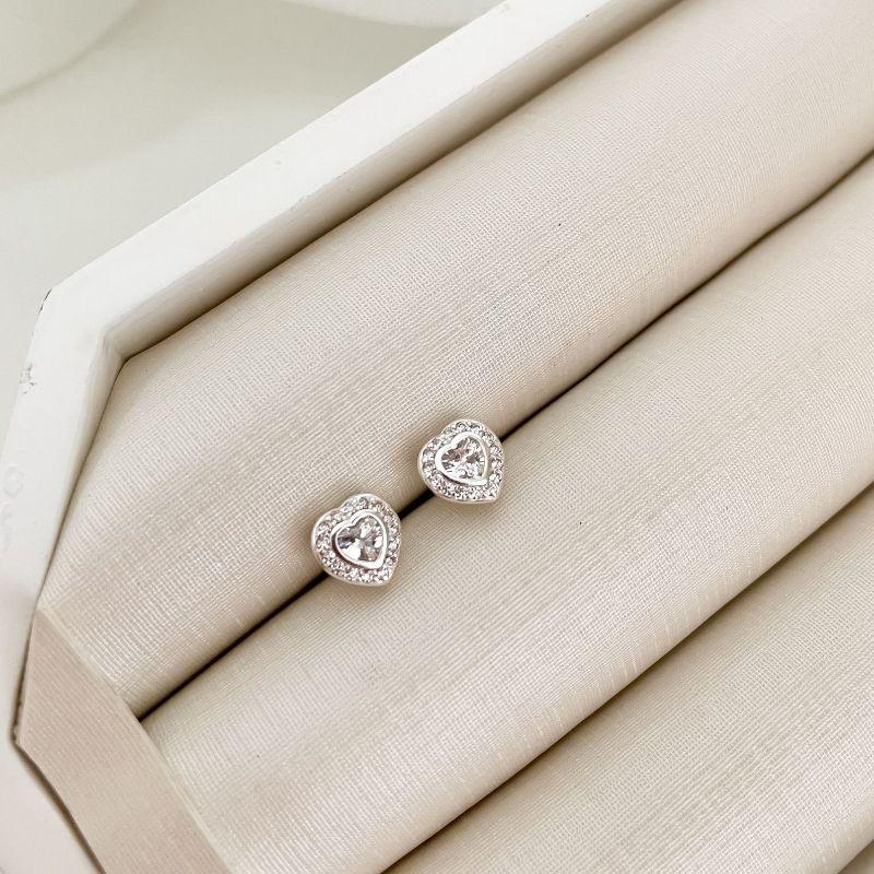 BR PT CORAÇAO CRAVEJADO PEDRA CRIST.