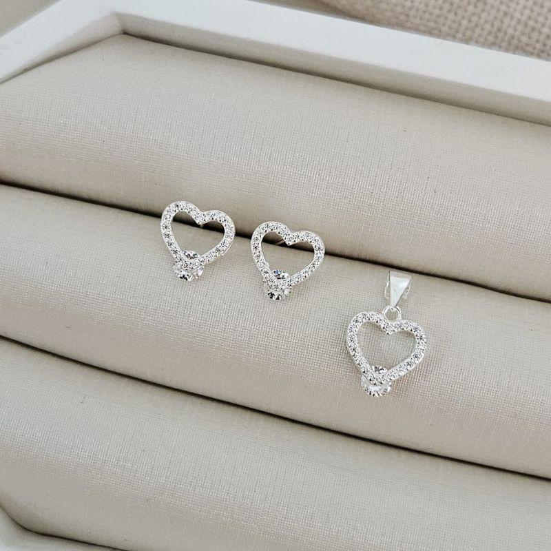 CONJ PT CORAÇAO CRAVEJADO