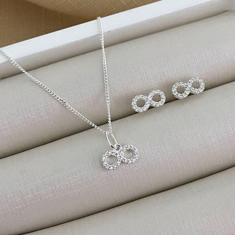 CONJ PT INFINITO CRAVEJADA