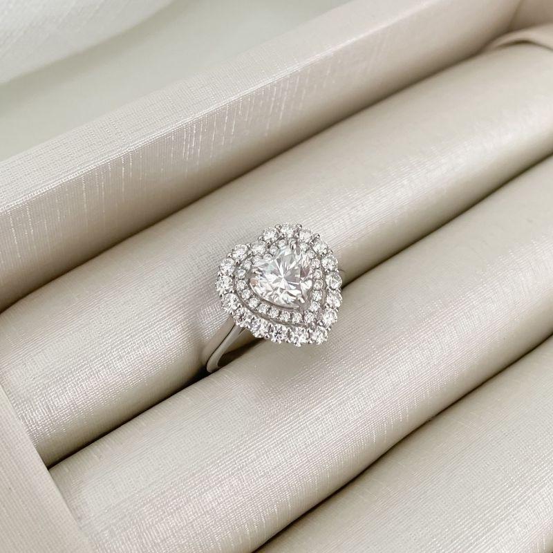 ANEL PT CORAÇÃO CRAV MOISSANITE 7.7MM