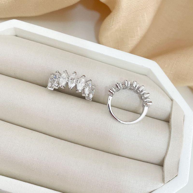 ANEL PT MEIA ALIANÇA 4X8MM NITE