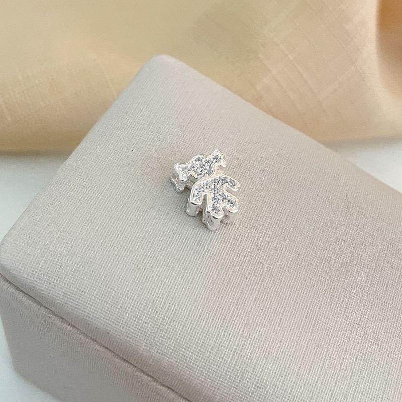 PG PT MENINA CRAVEJADA